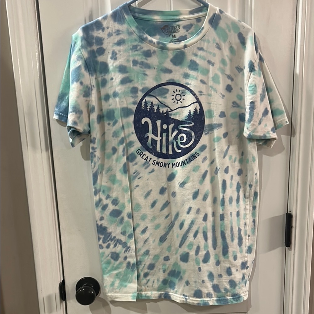Tie-Dye Hike Graphic T-Shirt